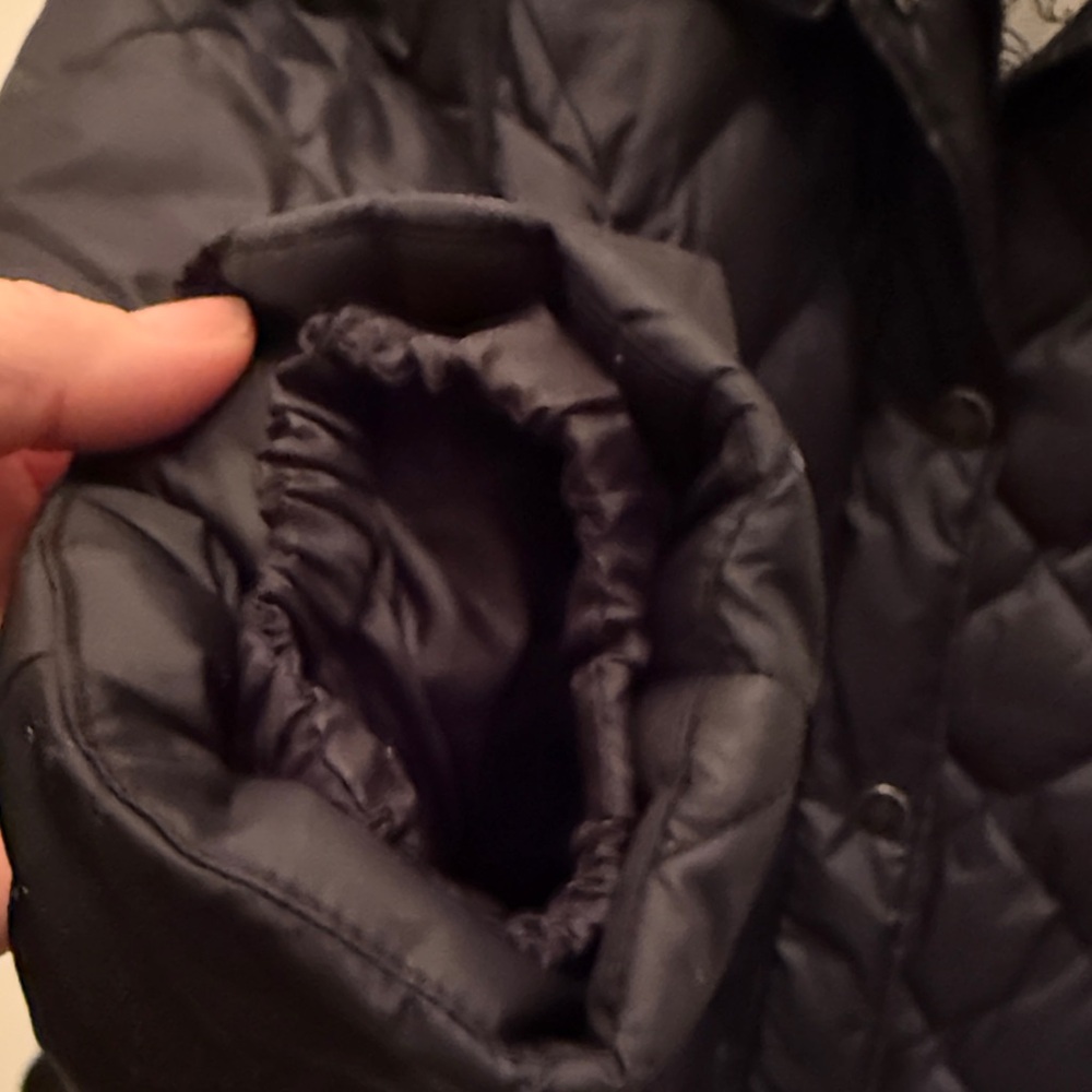 Gallery Women's Black Quilted Puffer Coat - Picture 6 of 9